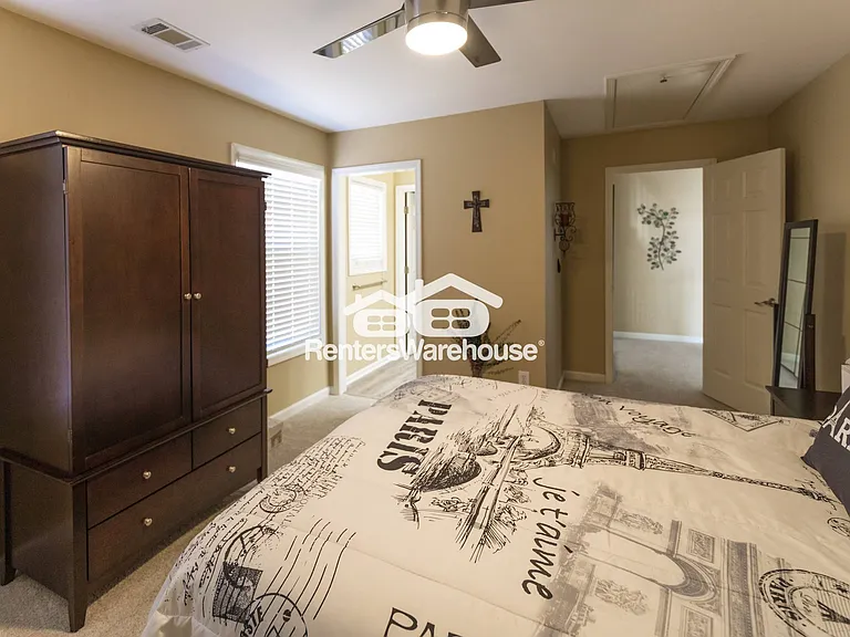 1900 Enfield Ct — Photo 37
