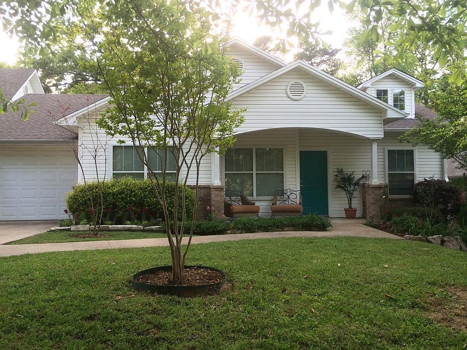 Front view from driveway