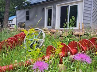 58471 4th St, Calumet, MI 49913