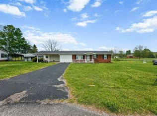 58 Sunset St, Mc Ewen, TN 37101