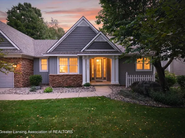 13201 Watercrest Dr, Dewitt, MI 48820