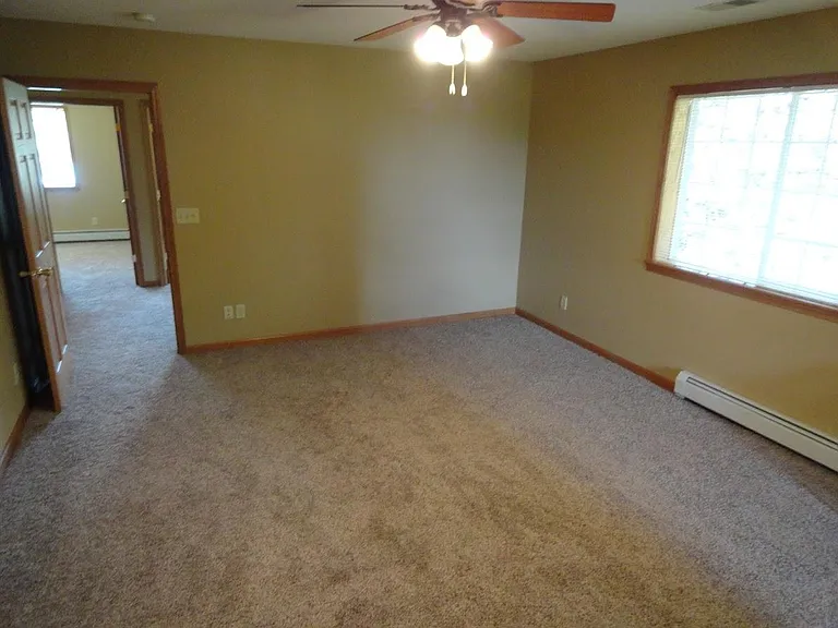 411 Darlene Dr — Photo 16