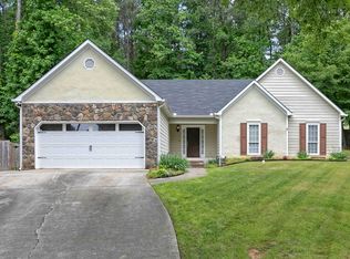 2869 Red Haven Ct, Powder Springs, GA 30127