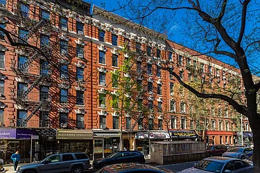 328 East 78th Street in Lenox Hill