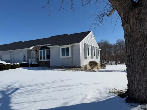 4874 Misty Hill Dr, Cass City, MI 48726