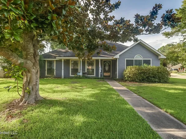 5 Earline Ct, Long Beach, MS 39560