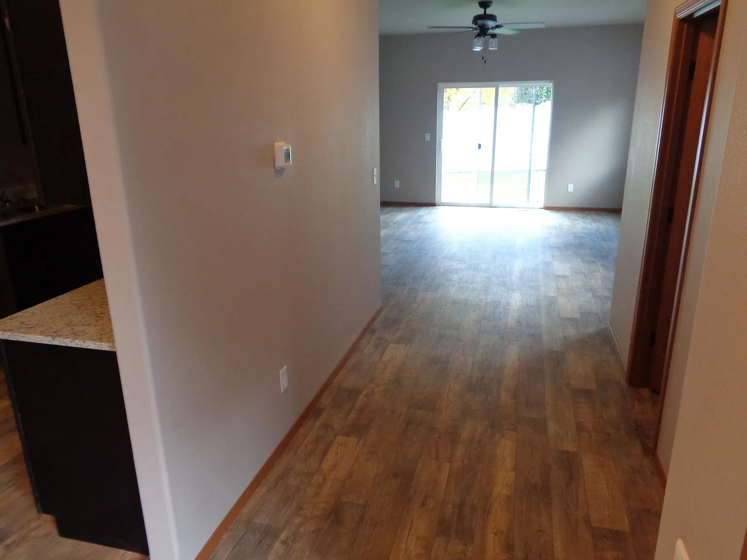 110 N 44th Ave — Photo 4