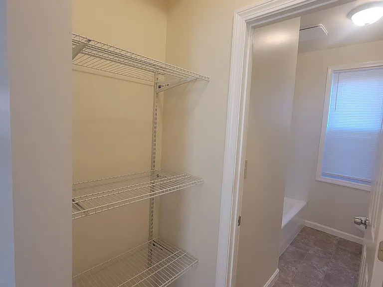 138 Carlisle St #2 — Photo 3