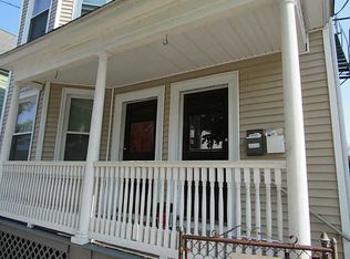 18 Pomona Ave, Providence, RI 02908