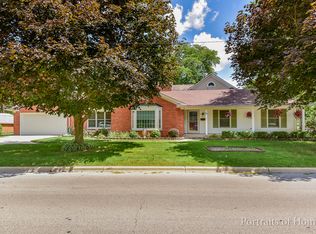 66 S Randall Rd, Aurora, IL 60506