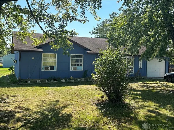 111 Evergreen Dr, West Union, OH 45693