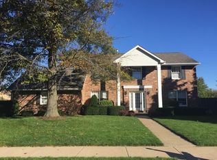 311 W Northpoint Ct, Peoria, IL 61614