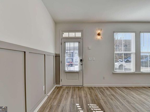 5th image of 2689 Richmond Row Dr
