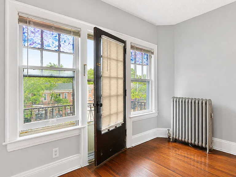 16812 Madison Ave #9 — Photo 2