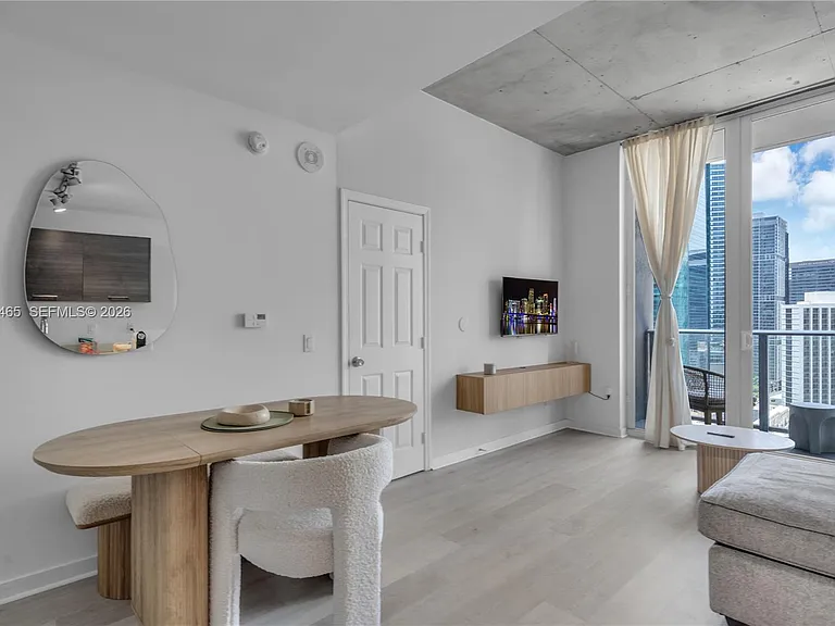 151 SE 1st St #2109 — Photo 8