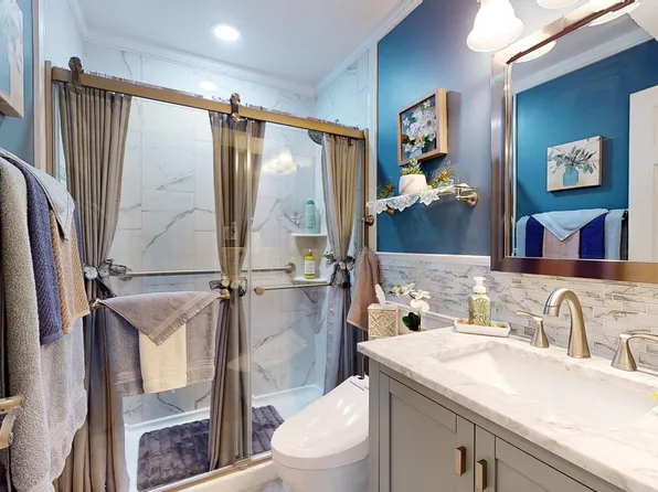 11 Heath Dr, Westampton, NJ 08060