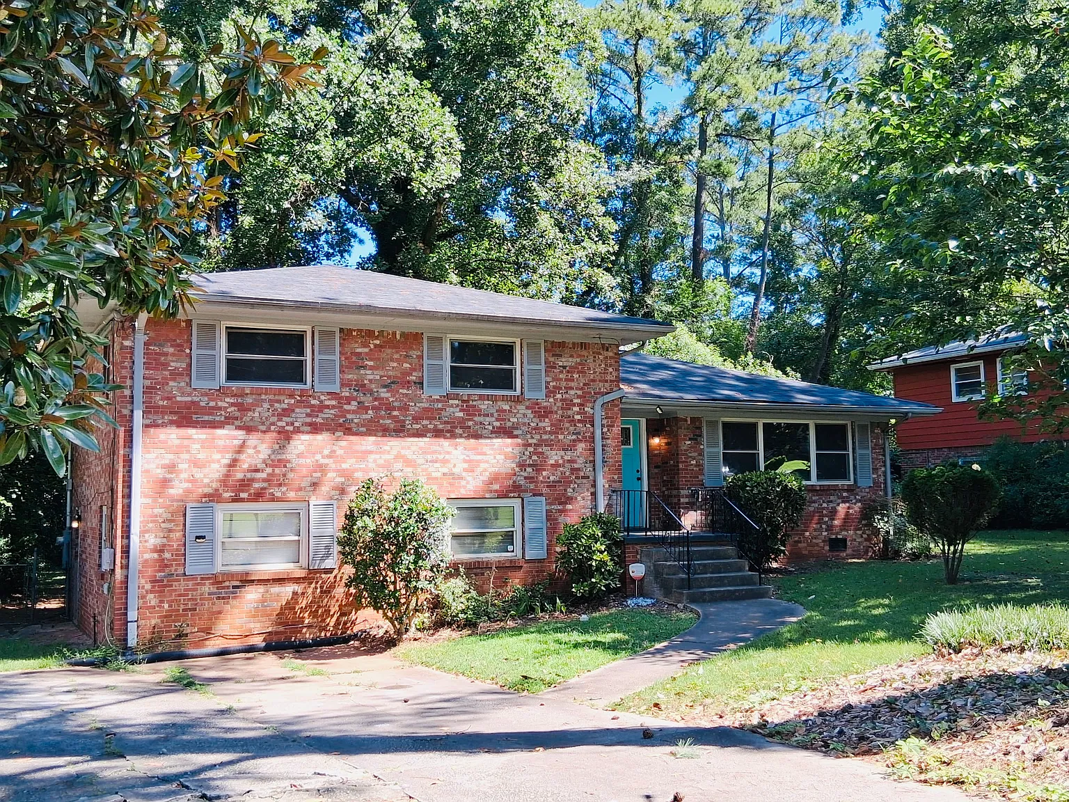 4 bed, 1973 sqft, $2,000 — Photo 2
