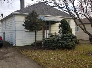 6477 Pine St, Taylor, MI 48180