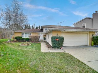 1038 Aspen Ct, Lake Zurich, IL 60047