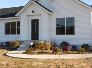 230 Towhee Dr, Longview, TX 75603