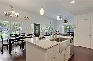 1012 Knightsbridge Rd NW — Photo 8