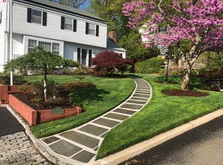 44 Haller Dr, Cedar Grove, NJ 07009