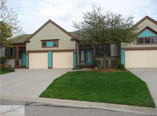 1112 Rolling Green Ln, Lansing, MI 48917