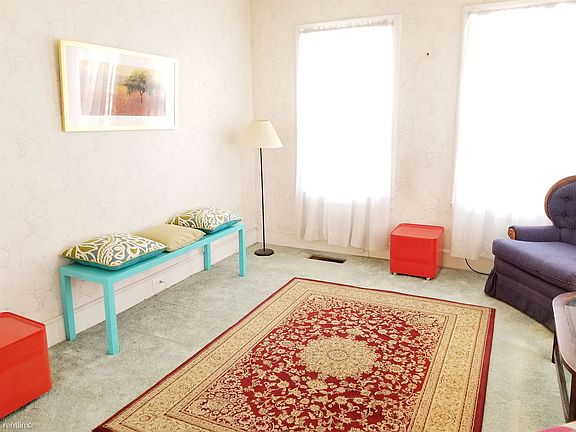 sitting room, view 1