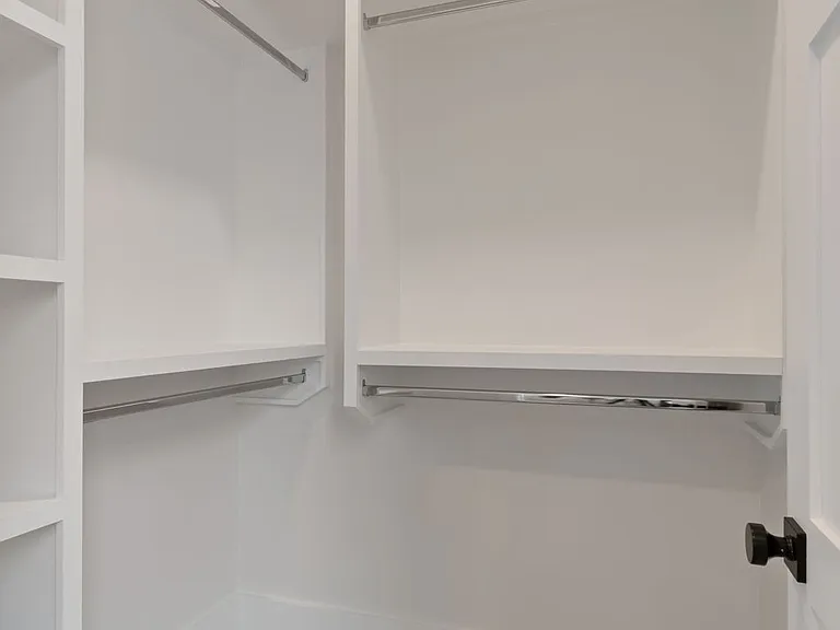 1240 Kenmore Pl — Photo 54