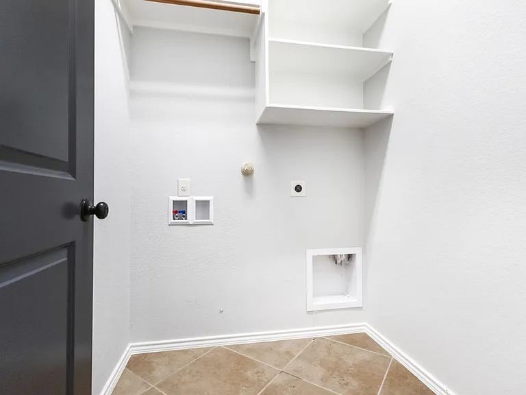 2185 Range Rd — Photo 19