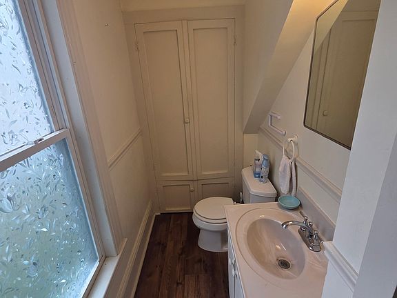 3rd image of 28 Church St #A