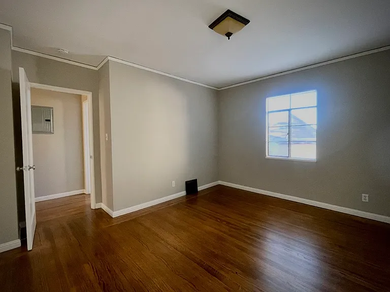 2909 Park Blvd #2 — Photo 7