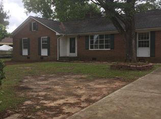 7117 Fillyaw Rd, Fayetteville, NC 28303