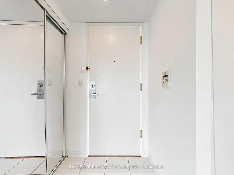 68 Corporate Dr #2827 — Photo 39