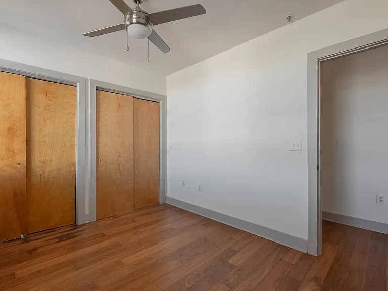 30 Franklin Apartments — Photo 20
