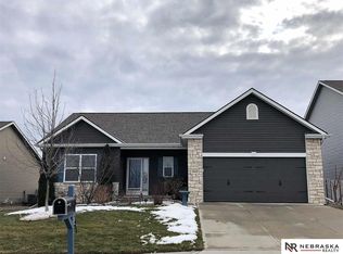 15101 Laurel Ave, Omaha, NE 68116