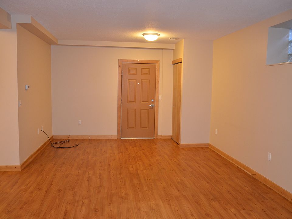 spacious living room