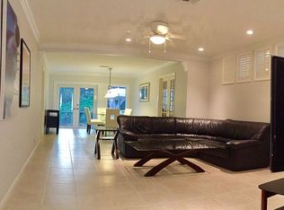 201 Del Rio Blvd, Boca Raton, FL 33432