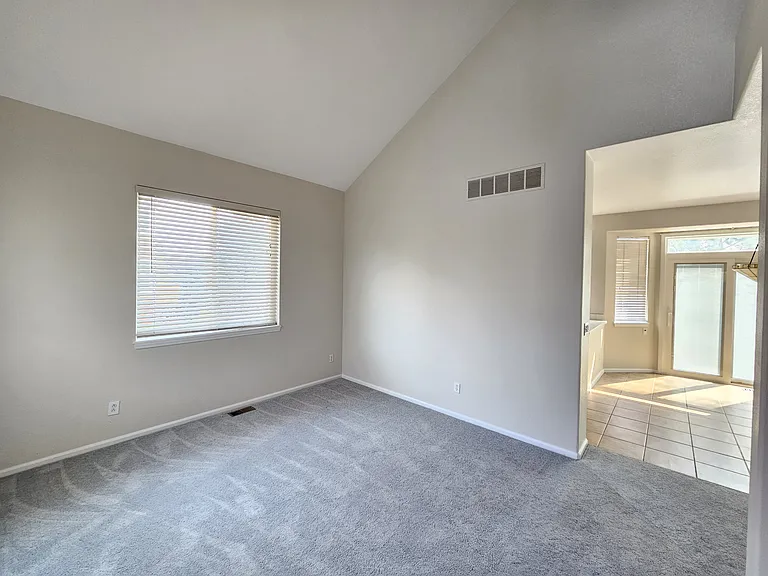10458 Panther Trce — Photo 10