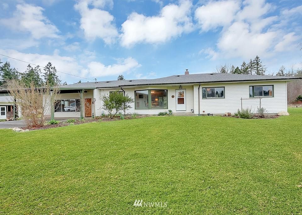 1st image of 2901 46th Ave NE
