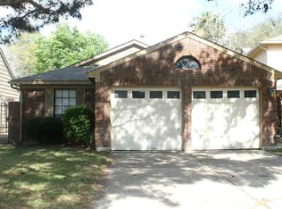 7718 High Village Dr #220, Houston, TX 77095