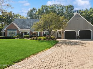 1964 Camphill Cir, Inverness, IL 60067