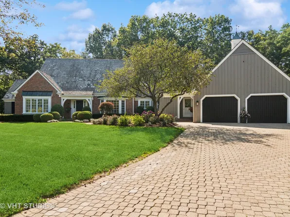 1964 Camphill Cir, Inverness, IL 60067