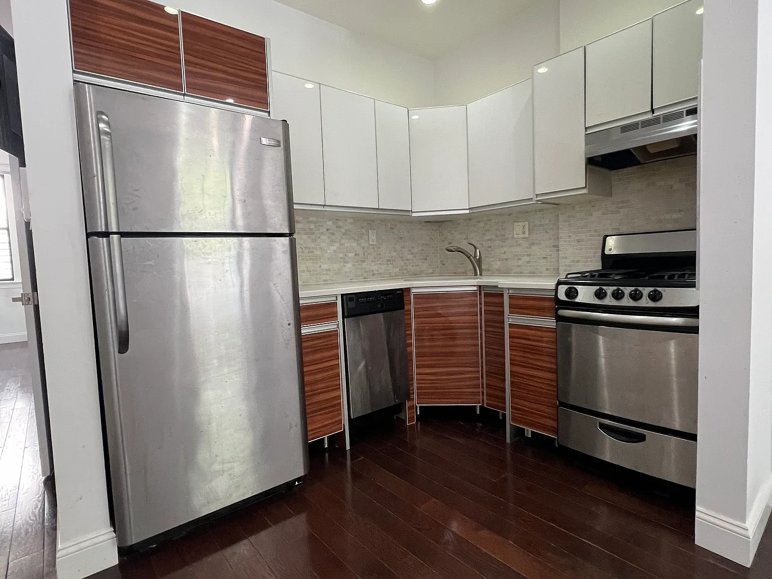 47 West 126th Street — Photo 2
