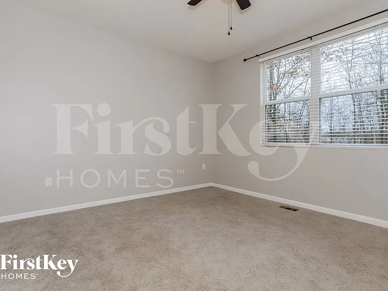 3962 Snowcreek Dr — Photo 9