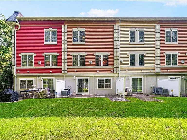 58 Alexander Ct — Photo 48