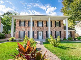 1606 Castlerock Rd, Houston, TX 77090