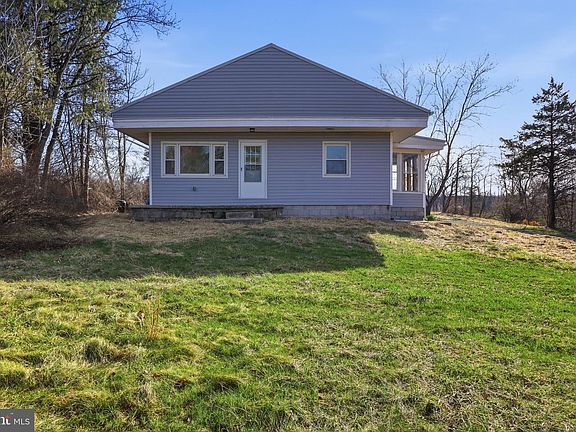 5th image of 1751 Baltimore Pike