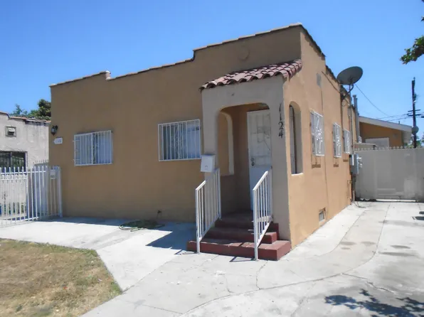 1124 E 84th Pl, Los Angeles, CA 90001
