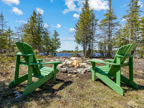 916 Dorcas Bay Rd, Northern Bruce Peninsula, ON N0H 2R0